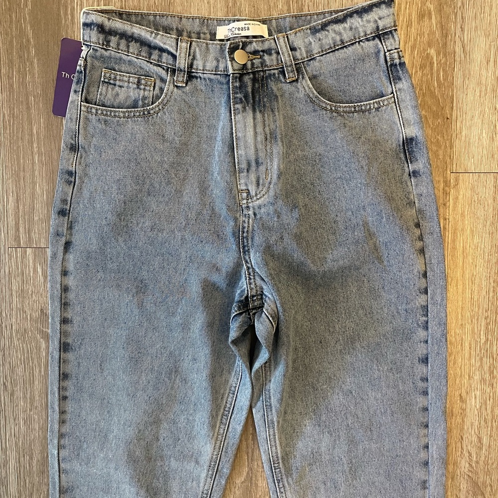 Th Creasa Blue Denim High Waisted Distressed Straight Leg Mom Jeans